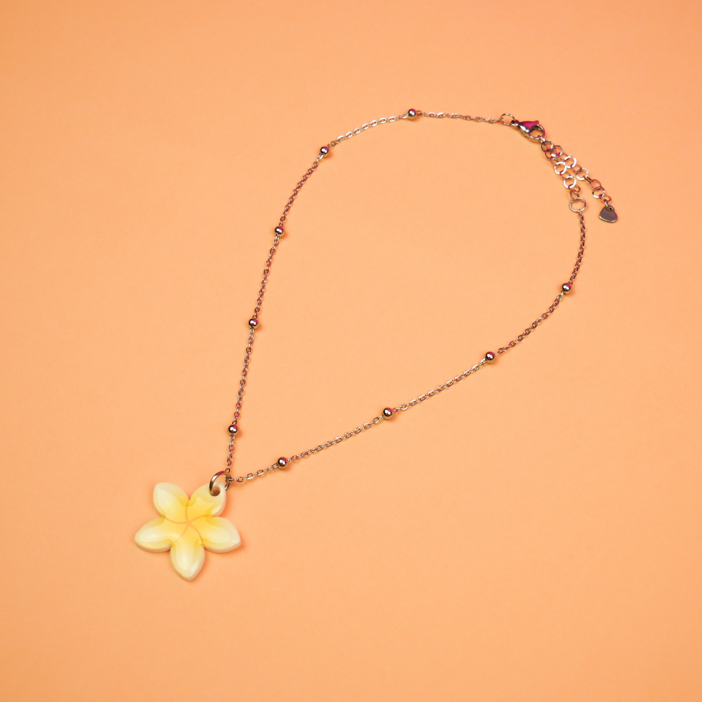 LITTLE PLUMERIA necklace - butter yellow