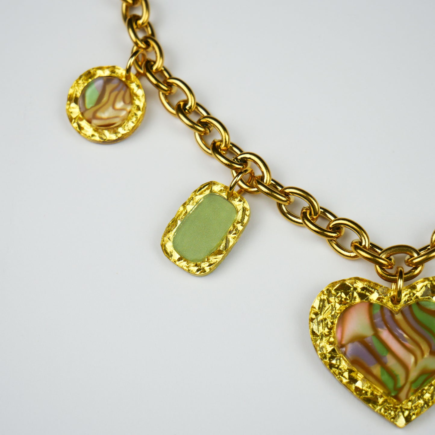 ANTIQUE TRINKET NECKLACE - mystical garden & green