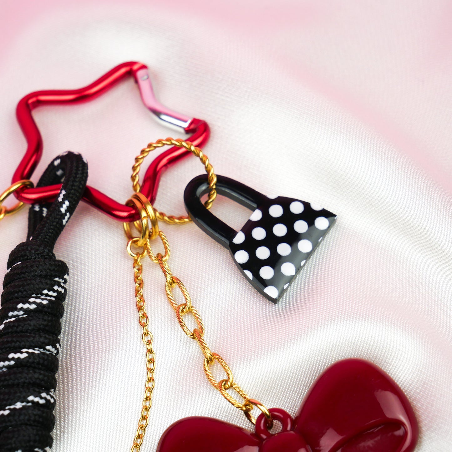 BAG CHARM Nº2 - black & red