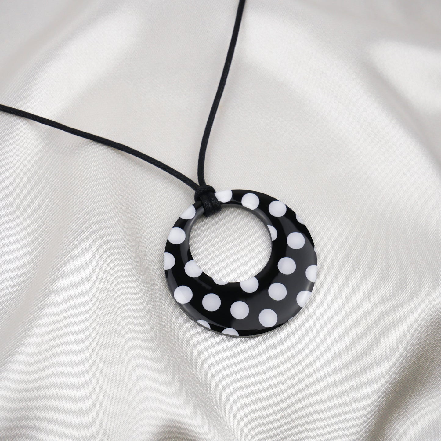 ROUND PENDANT necklace - black polka dot
