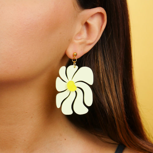 GROOVY DAISY - yellow