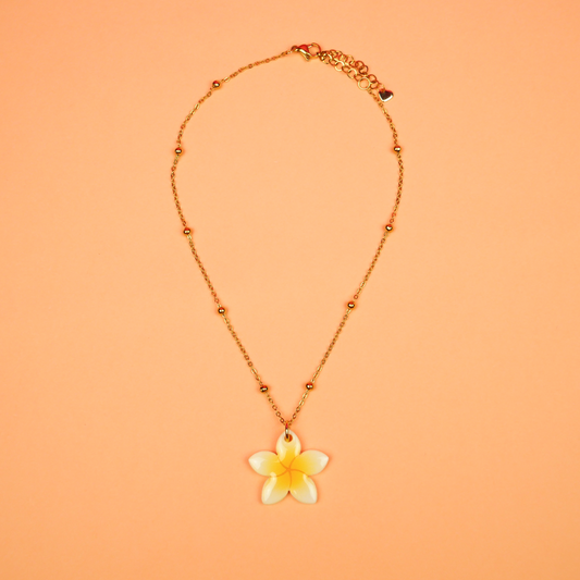 LITTLE PLUMERIA necklace - butter yellow