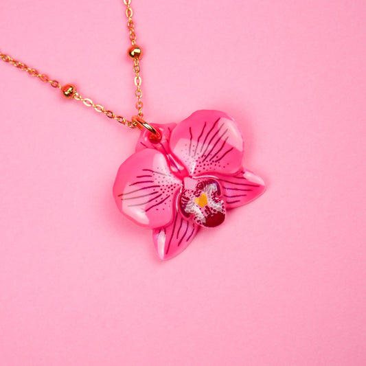 PETITE ORCHID necklace - fierce fuchsia
