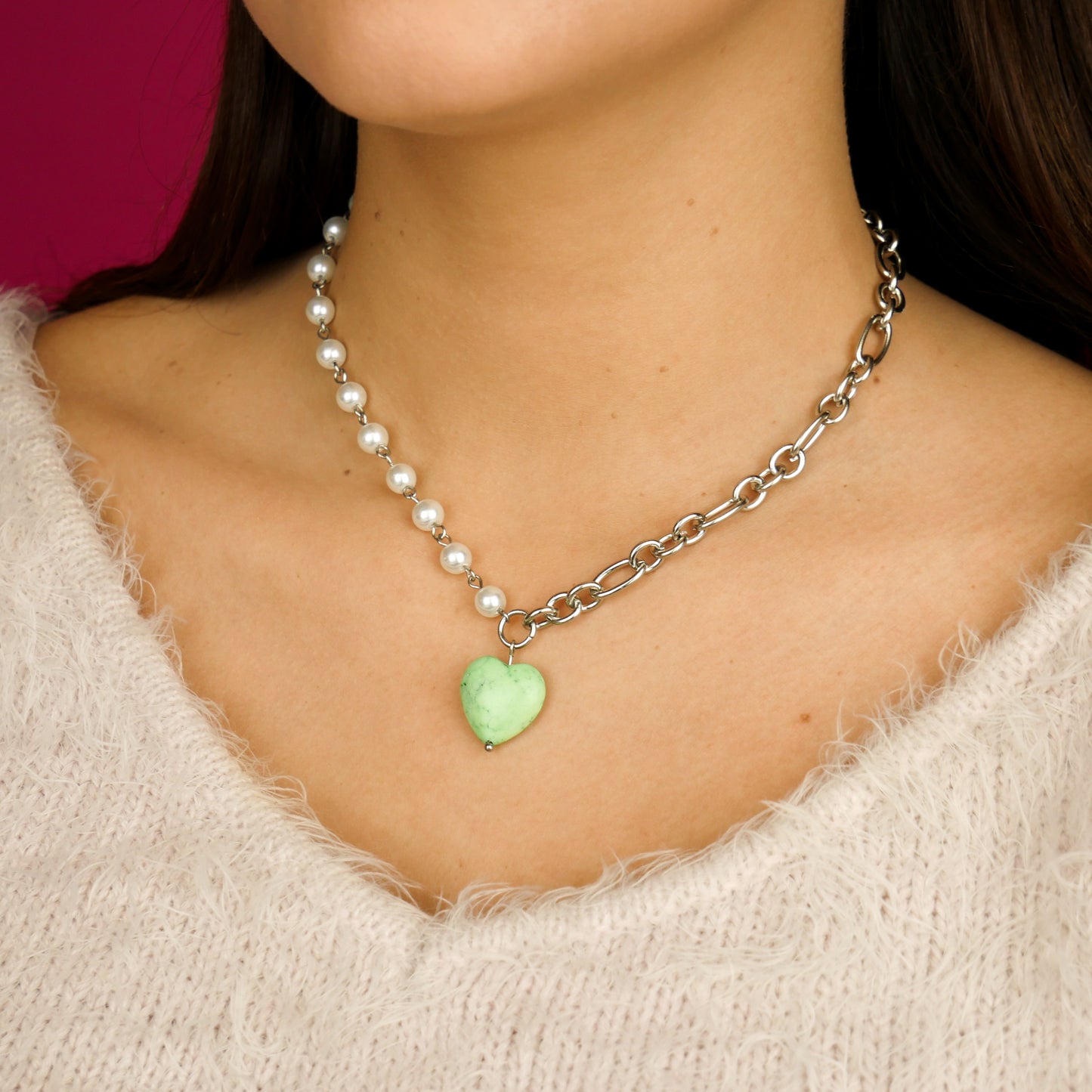 GREEN HEART - necklace (gold or silver)