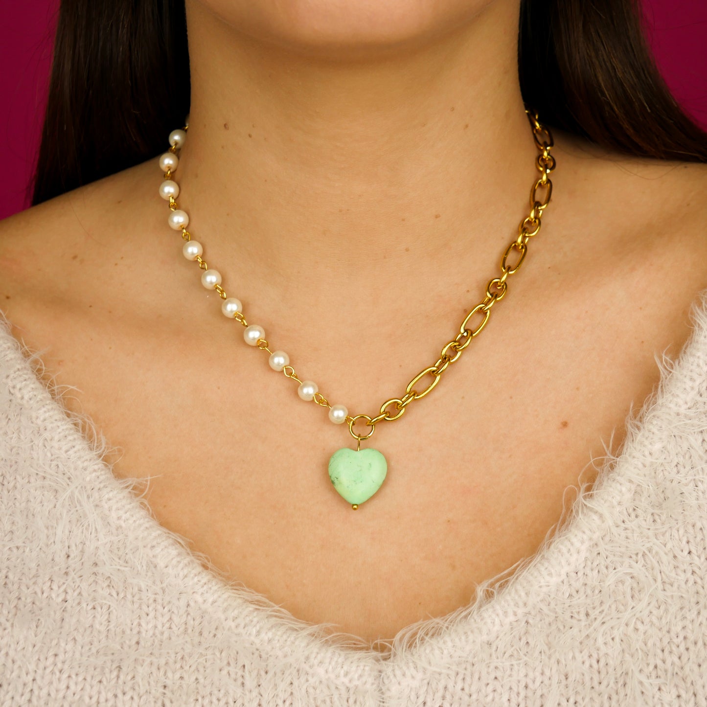 GREEN HEART - necklace (gold or silver)
