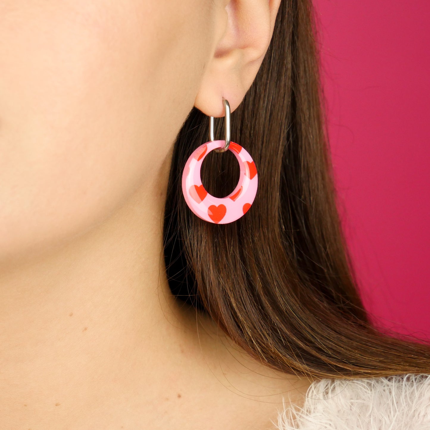 ROUND DANGLE - heart print