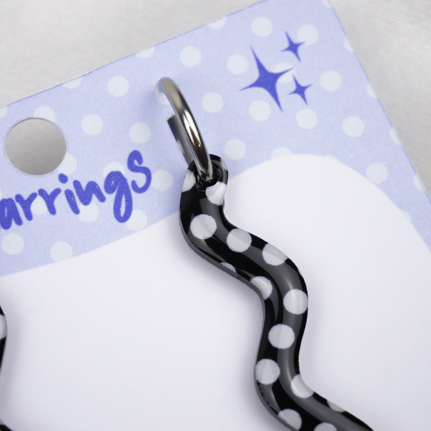 SQUIGGLE - black polka dot