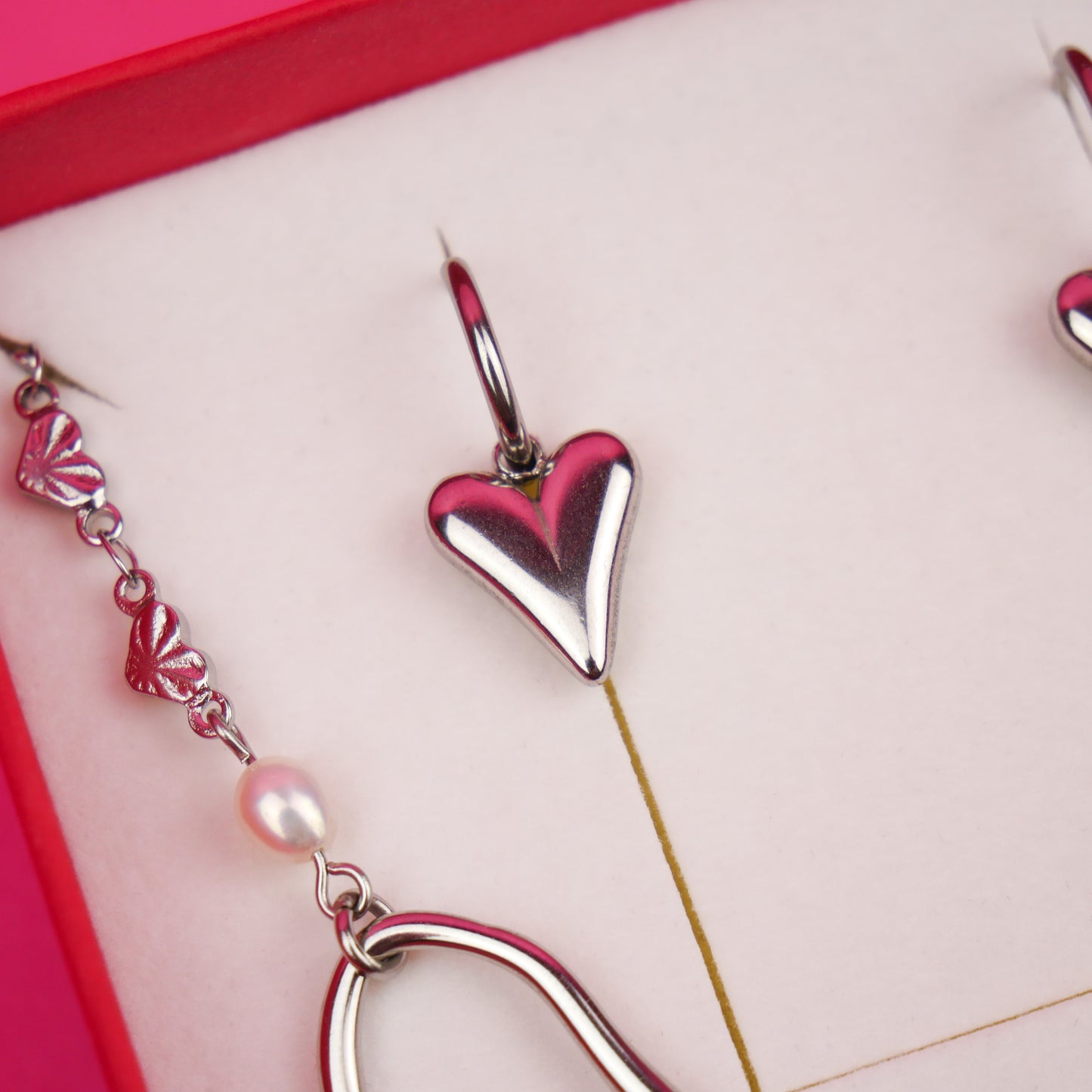 SMITTEN - silver set (necklace & earrings)