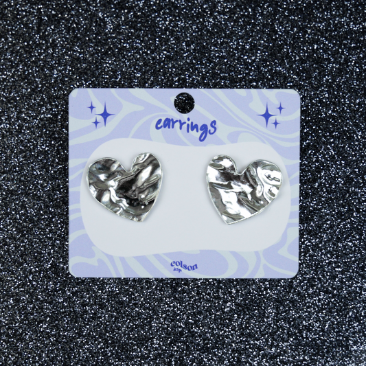 HEART STUD - textured silver