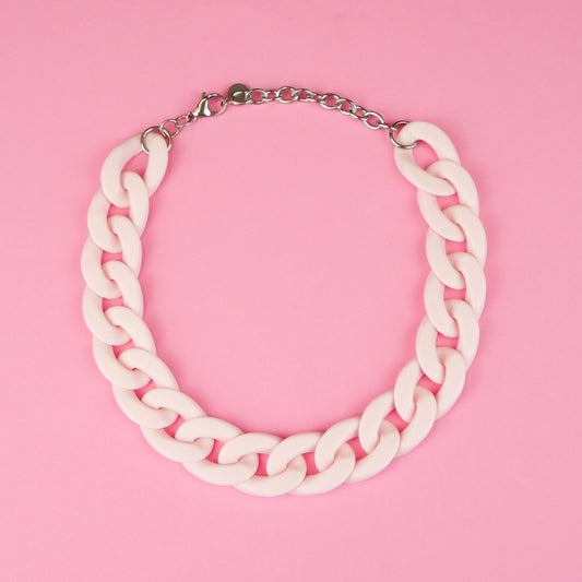 ACRYLIC CHAIN NECKLACE - pale pink