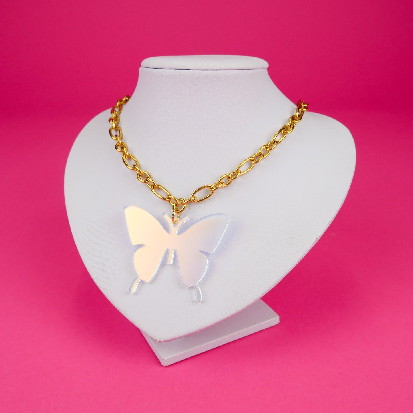 BUTTERFLY NECKLACE - iridescent