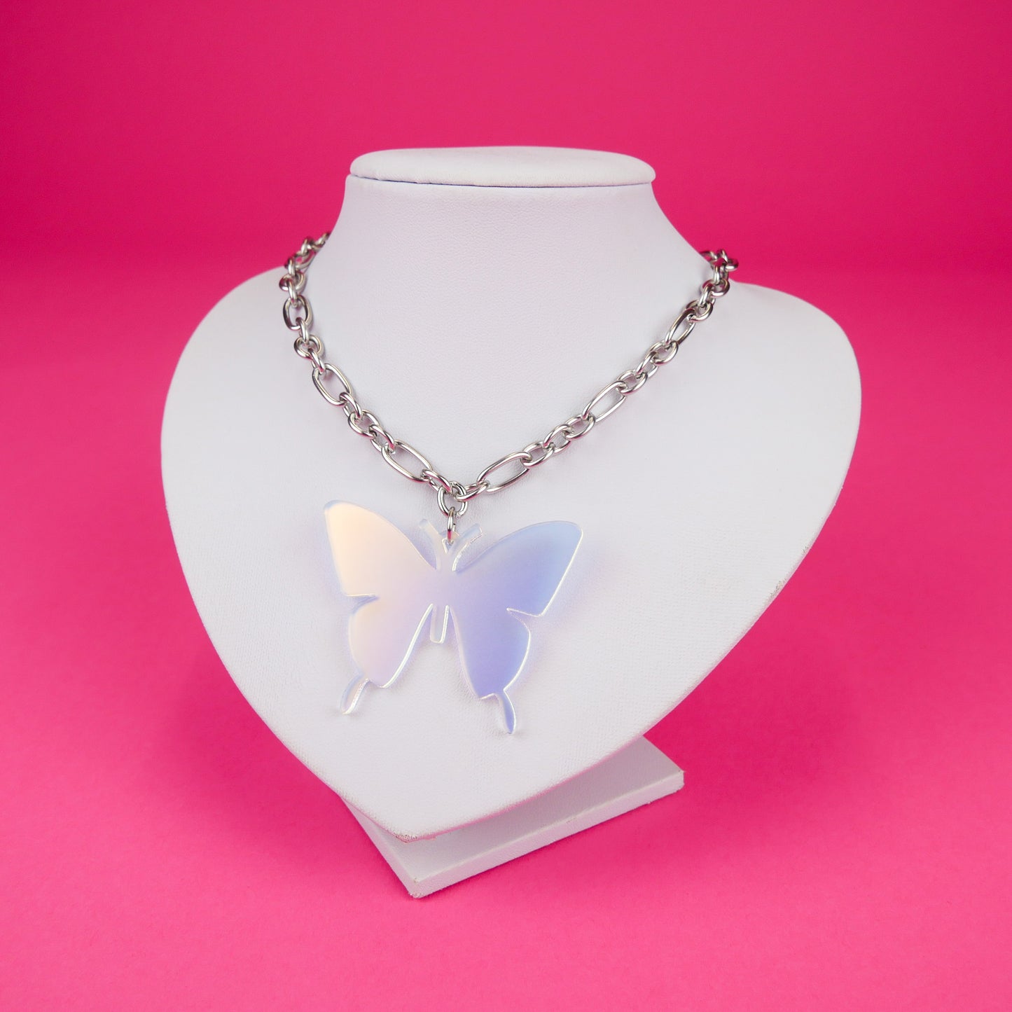 BUTTERFLY NECKLACE - iridescent