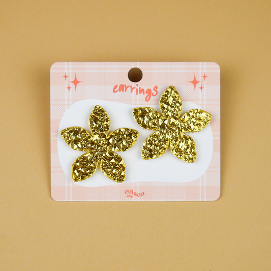 FLOWER STUDS - gold texture