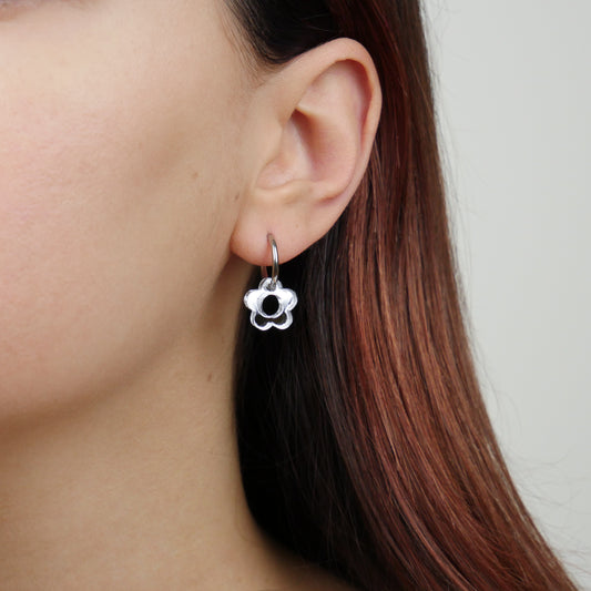 DAINTY FLOWER - silver