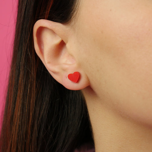 MINI HEART STUD - red