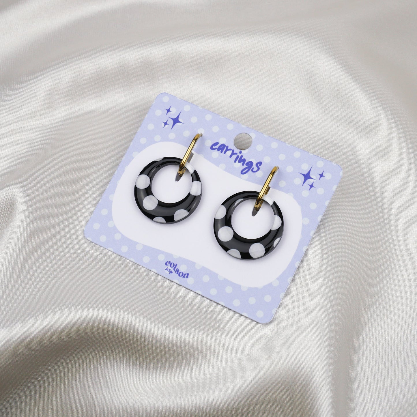 ROUND DANGLE - black polka dot