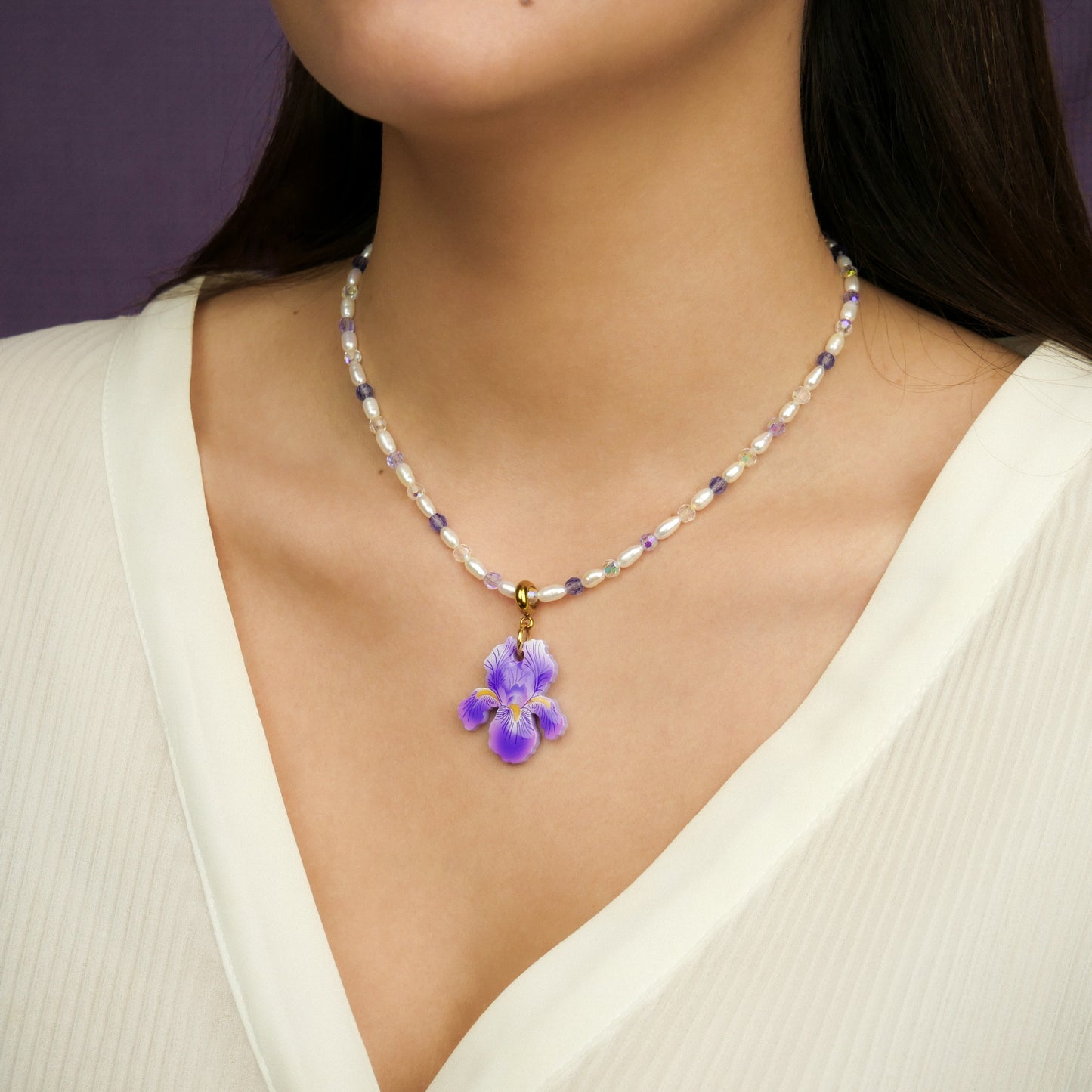 BELLE IRIS - petit collier de perles