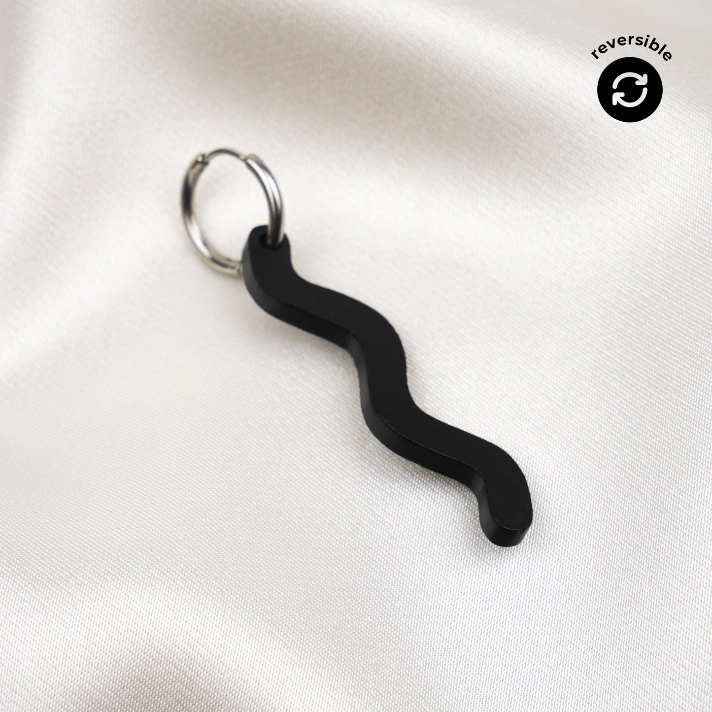 SQUIGGLE - black polka dot